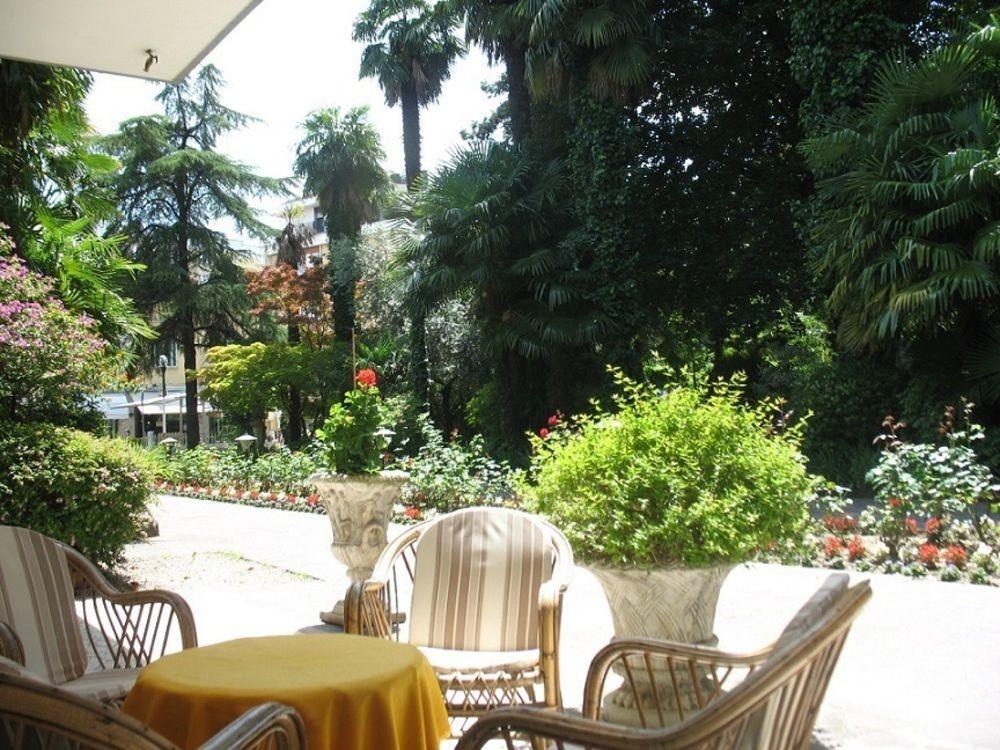 Hotel Terme Villa Piave Abano Terme Exteriör bild