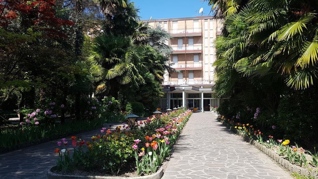 Hotel Terme Villa Piave Abano Terme Exteriör bild